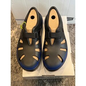 Oofos Oocandoo Unisex Royal Sandals M8 W10 Black Blue NIB